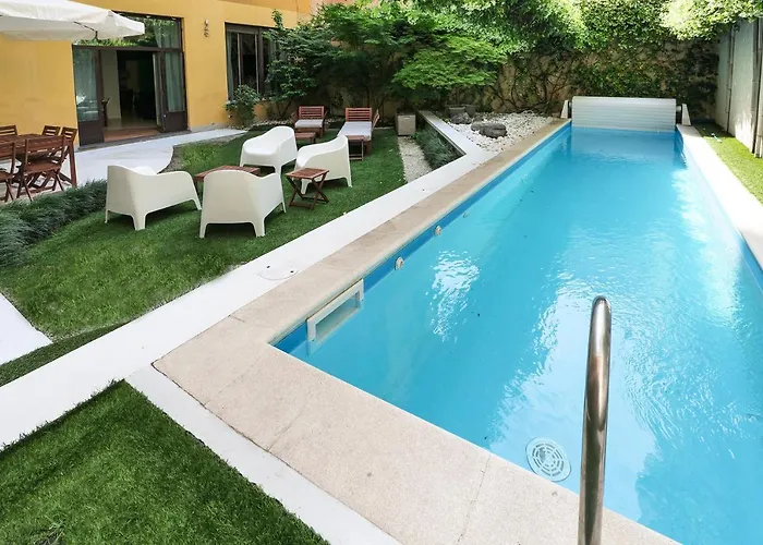 Prestige Boutique Homes - Exlcusive Apartament Garden & Pool Apartment