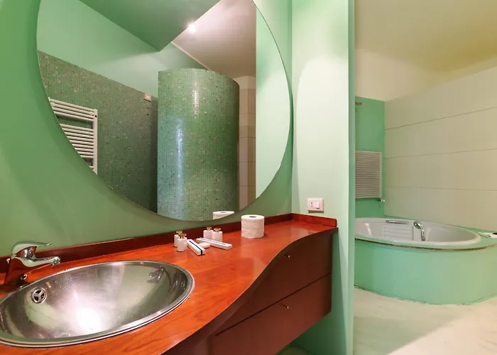 Prestige Boutique Homes - Exlcusive Apartament Garden & Pool Milan