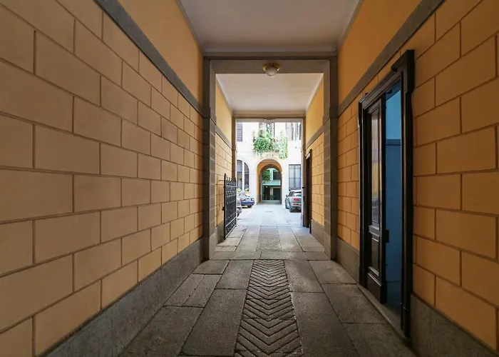Prestige Boutique Homes - Exlcusive Apartament Garden & Pool Apartment