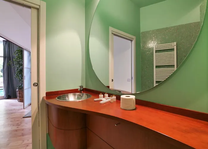 Prestige Boutique Homes - Exlcusive Apartament Garden & Pool Apartment Milan