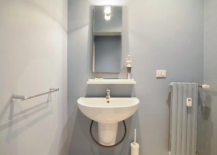 Prestige Boutique Homes - Exlcusive Apartament Garden & Pool Milan