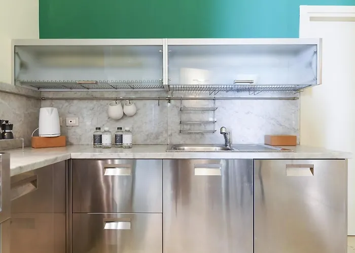 Prestige Boutique Homes - Exlcusive Apartament Garden & Pool Apartment Milan