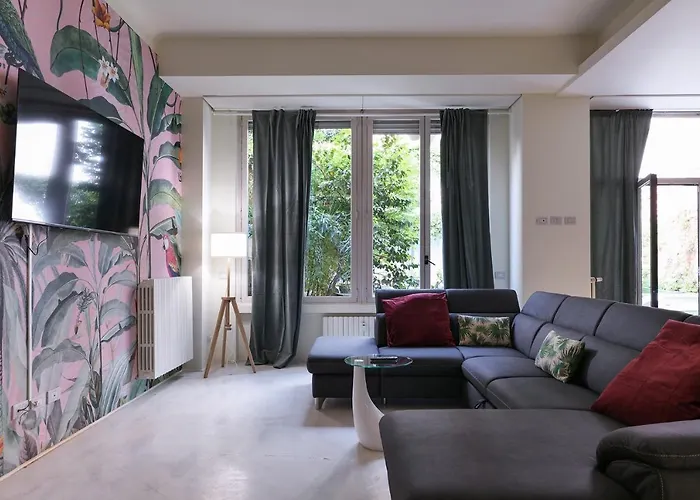 Apartment Prestige Boutique Homes - Exlcusive Apartament Garden & Pool Milan