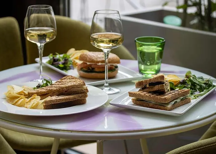 Starhotels Echo 4* Milánó