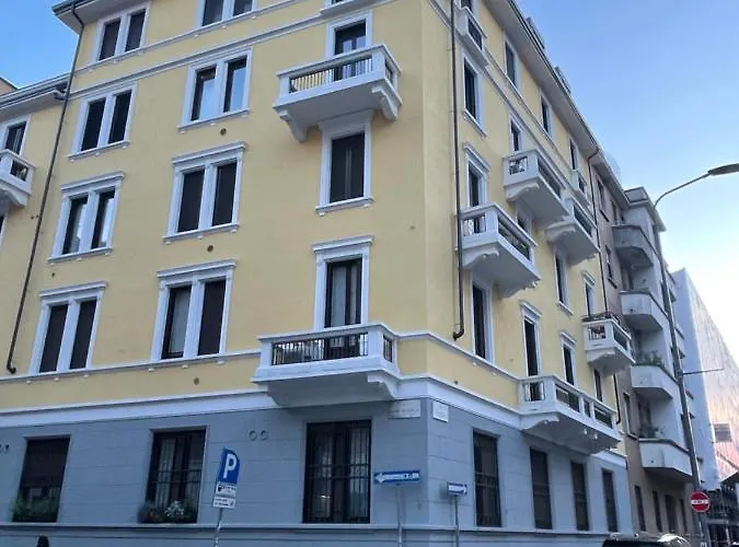 Grey Design Apartment Mailand