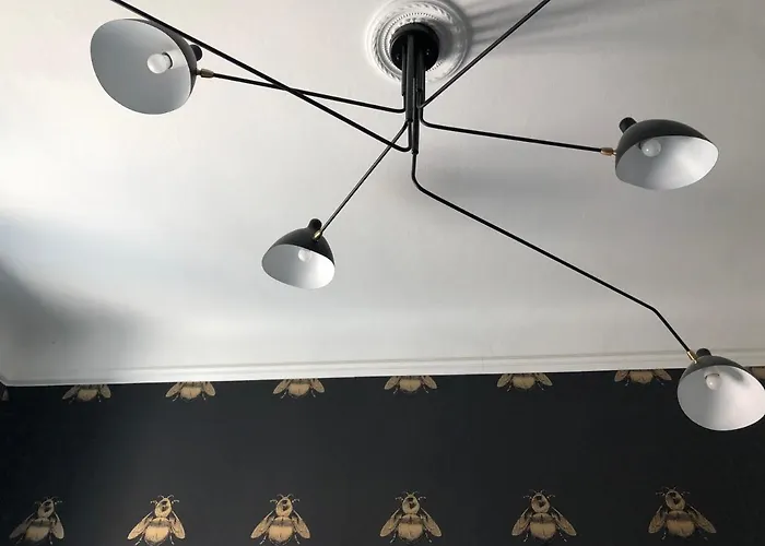 Lippi 42 With Private Garden Couette-café *