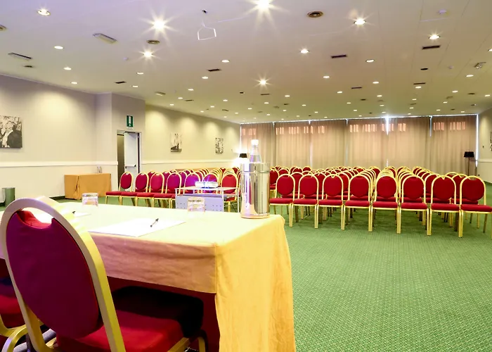 فندق Blaise & Francis