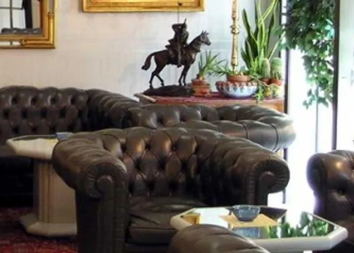 Jr Bocconi 酒店