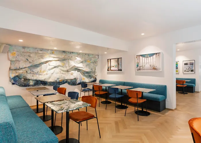 Hotel Galleria Vik - Townhouse Galleria - Small Luxury Of The World 5*