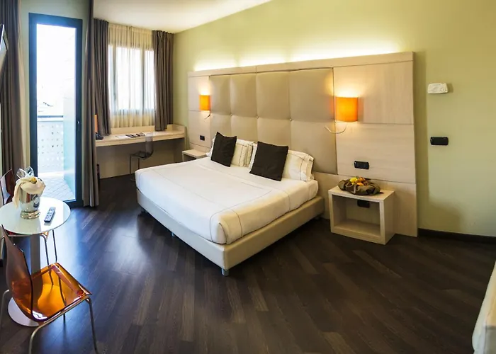 מלון Acca Palace - Aa