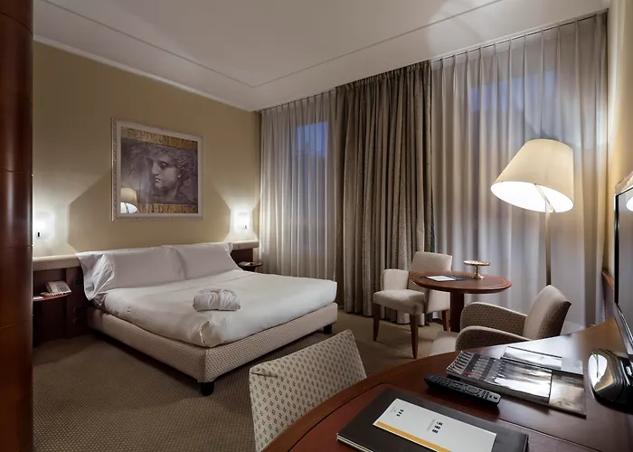 Cusani Hotel 4*