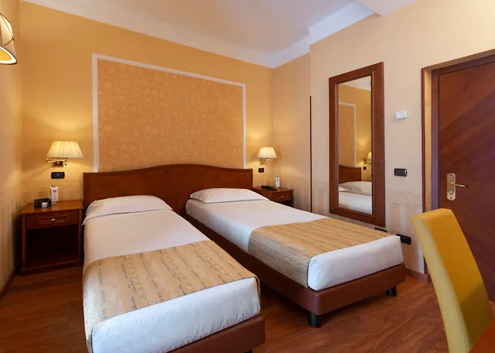 Hotel Lancaster 3*