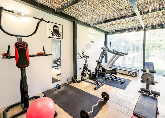 Acca Palace - Aa מלון