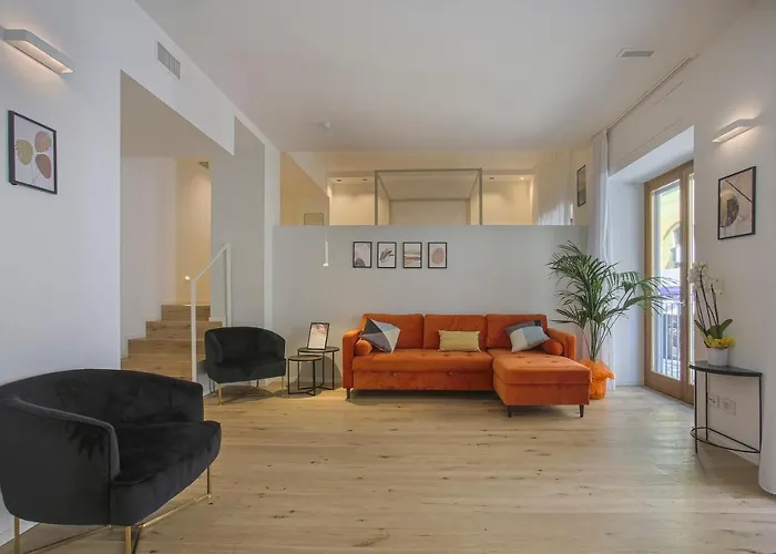 Chic Luxury Apartments-hosted By Sweetstay *