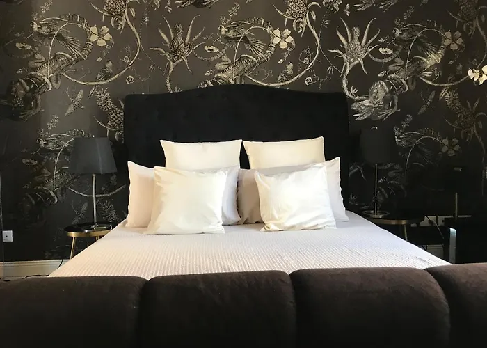 Lippi 42 With Private Garden