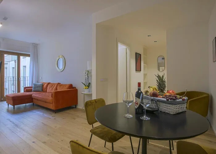 Chic Luxury Apartments-hosted By Sweetstay