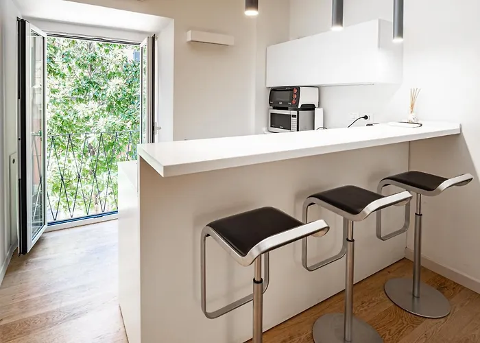 Brera Livings, Charming Flat Near Duomo Милан