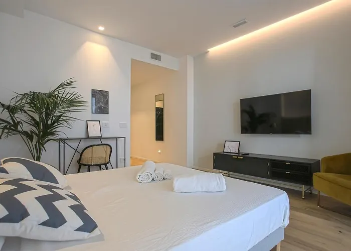 Chic Luxury Apartments-hosted By Sweetstay