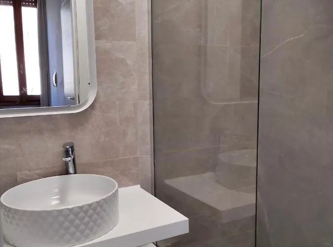 La Bed & Breakfast 4*