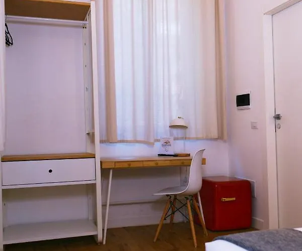 La Bed & Breakfast 4*