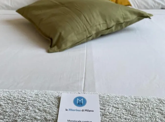 Apartment La Marina Di - Pier Lombardo Milan