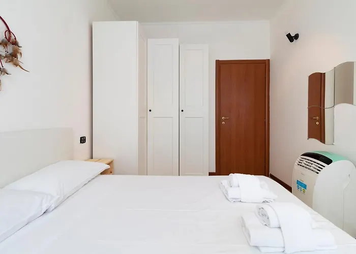 Cozy Flat - Monza 15 アパート *