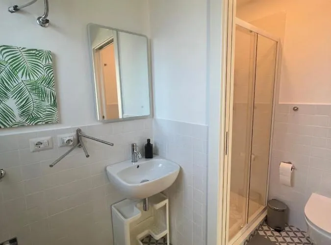 Nice And Comfy : Central Area Of