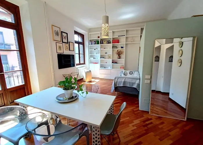 Charming Design Into Navigli District *