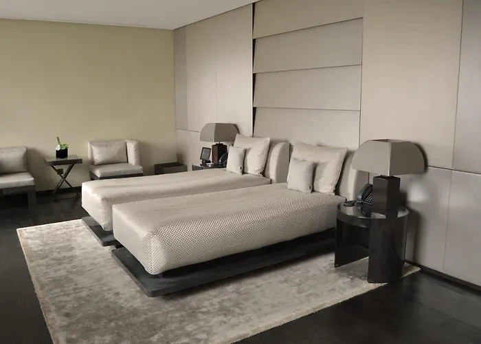 Armani 5* Милан