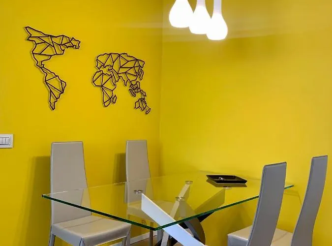 Fifty Eight Duomo شقة *