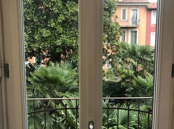 Lippi 42 With Private Garden Milan