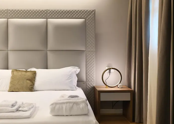 Prestige Boutique -piazza Duomo 4* Milão