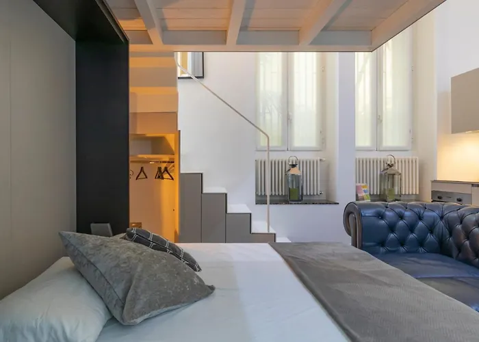 Golden Prestige Апартаменты Милан