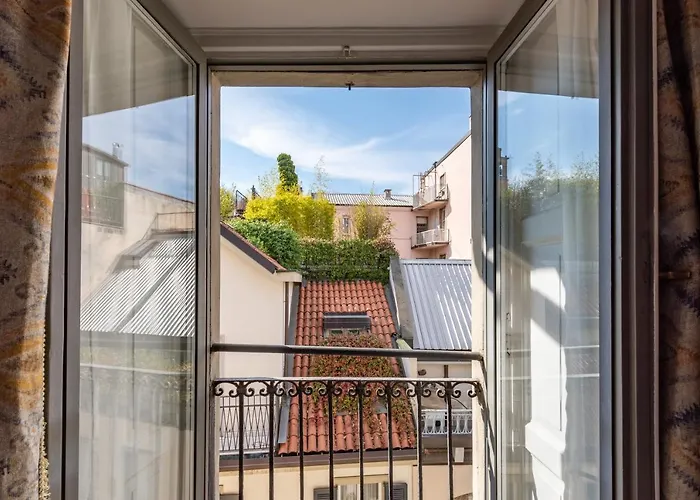 The Couper Bagutta 招待所 *