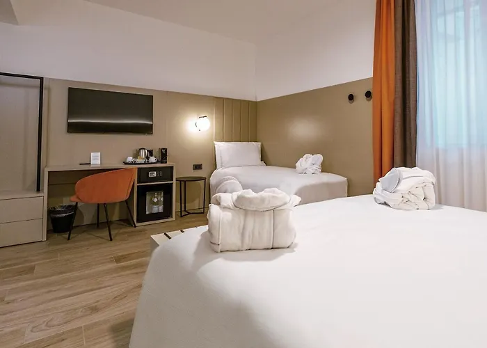 Bb Smarthotel Duomo 4* מילאנו