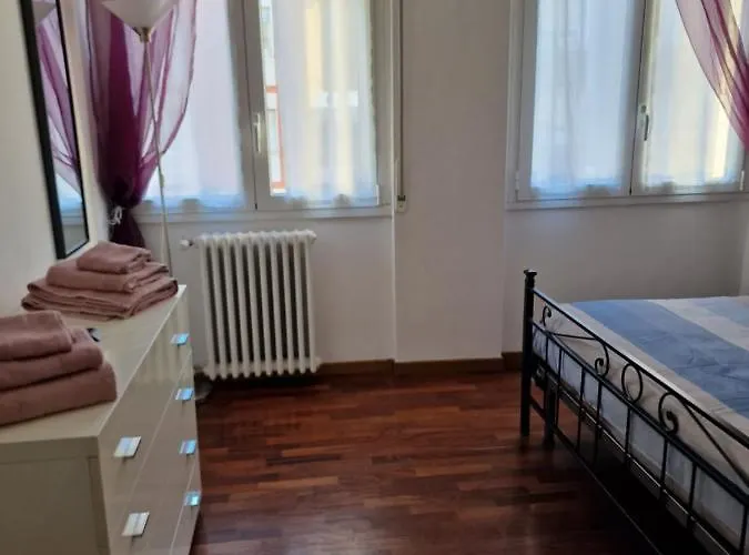 Sempione Yellow Apartment Mailand