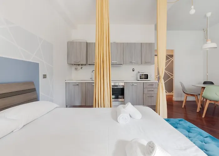 Guesthost - Near Piazza Firenze *