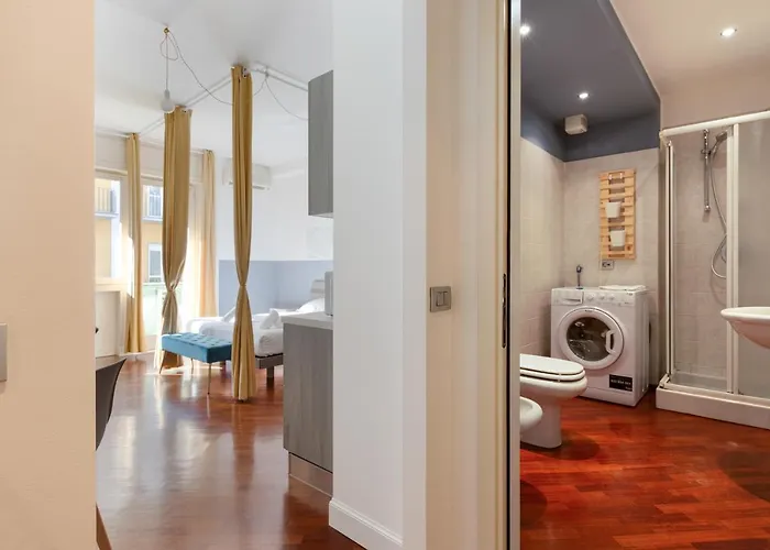 Guesthost - Near Piazza Firenze Daire Milano