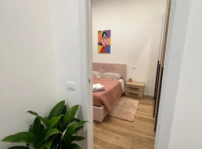 Loft Apartment *
