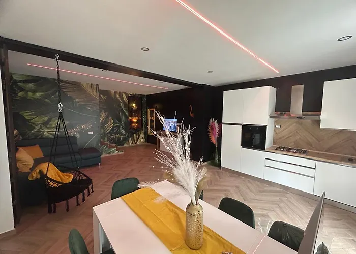 House Twenty - Five Milaan