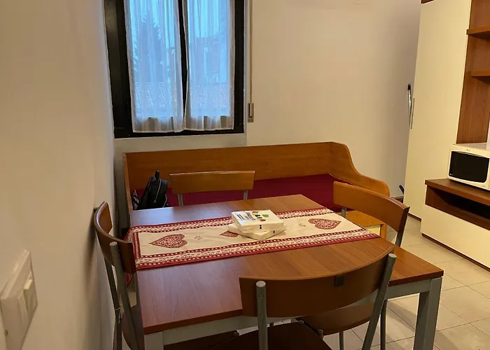 Casa *