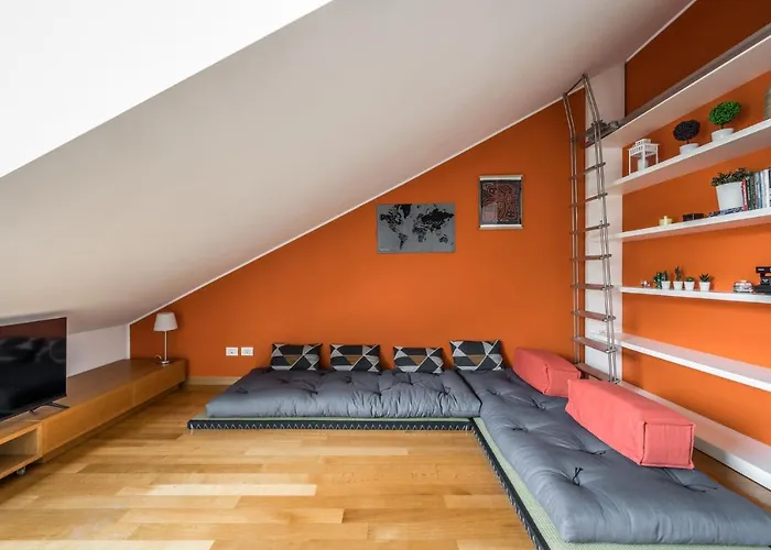 The Orange Attic - Navigli Area * Milão