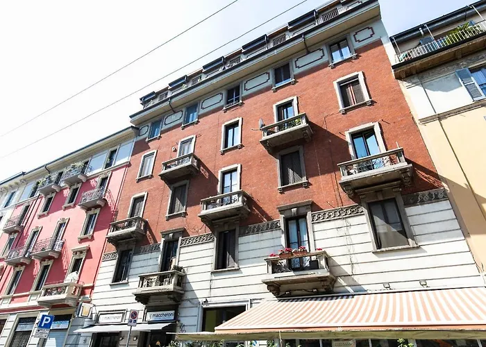 Artstay Exclusive Near Train Metro, Parking Apartamento