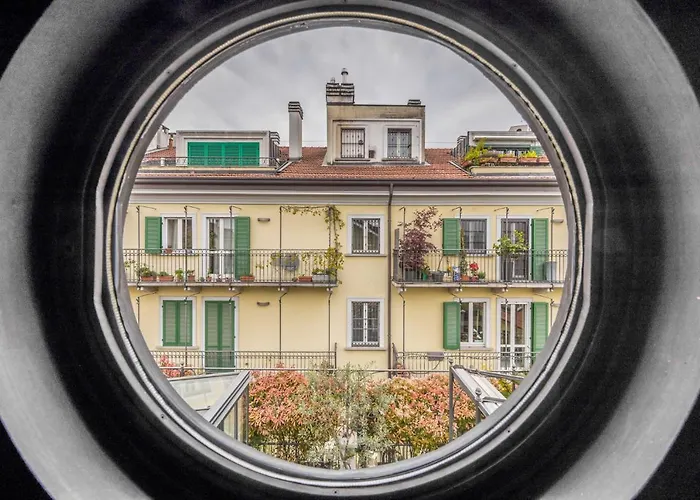 The Orange Attic - Navigli Area Apartamento *