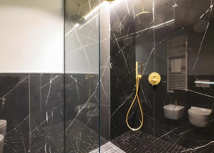 Prestige Boutique - Piazza Duomo View 4* Милан