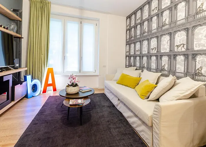 Design - Porta Romana - Duomo Apartment