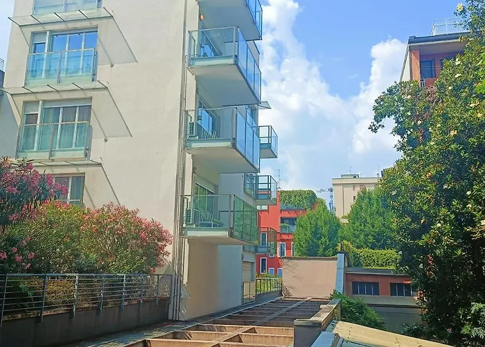 Vela Centro Con Garage Apartman