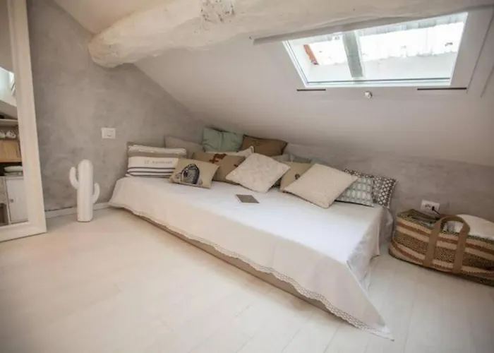 Guesthost - Cosy Milano-brera