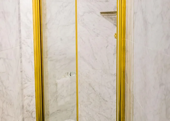 Life Poliziano, By R Collection Hotell 4*