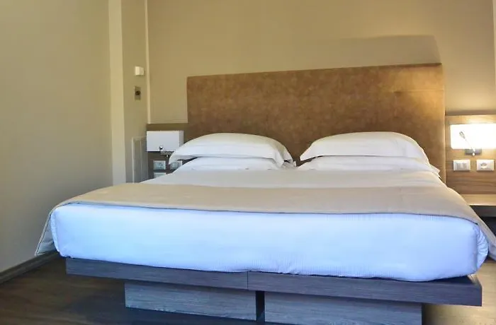 Palazzo Delle Stelline Otel 3*